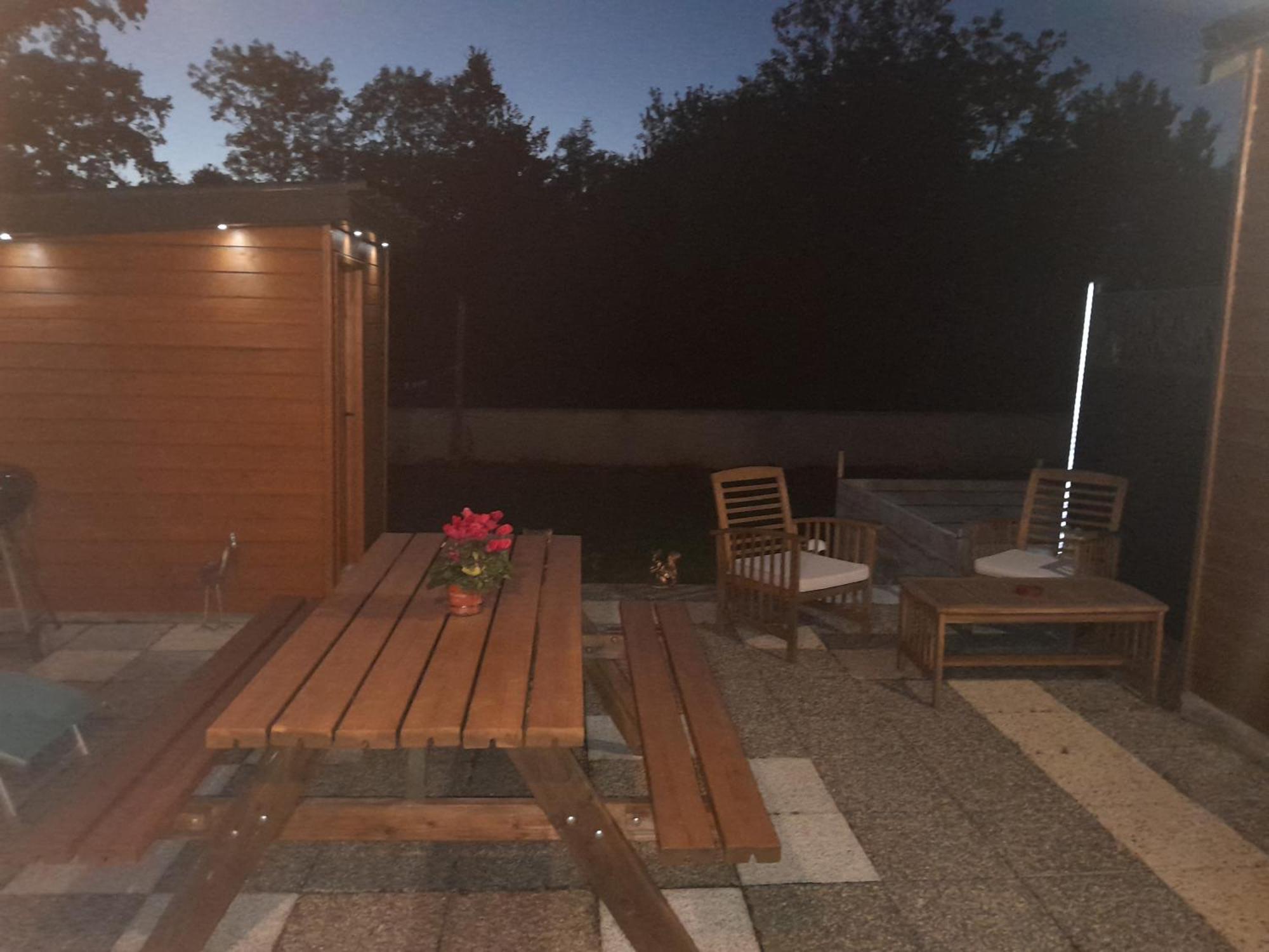 Le Petit Pays Apartamento Montgivray Exterior foto
